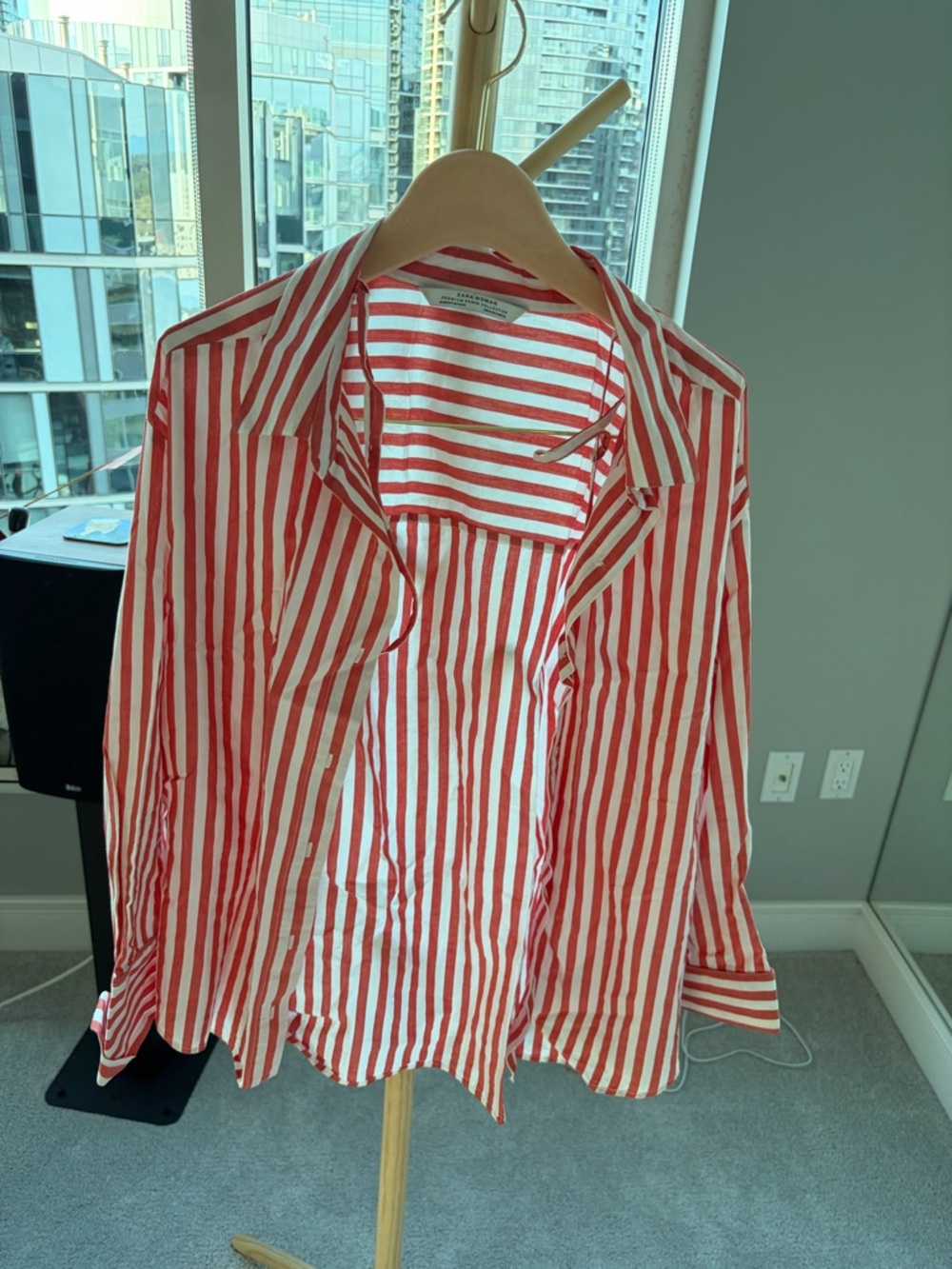 Zara Striped Red and White Women’s Button-Up Shirt